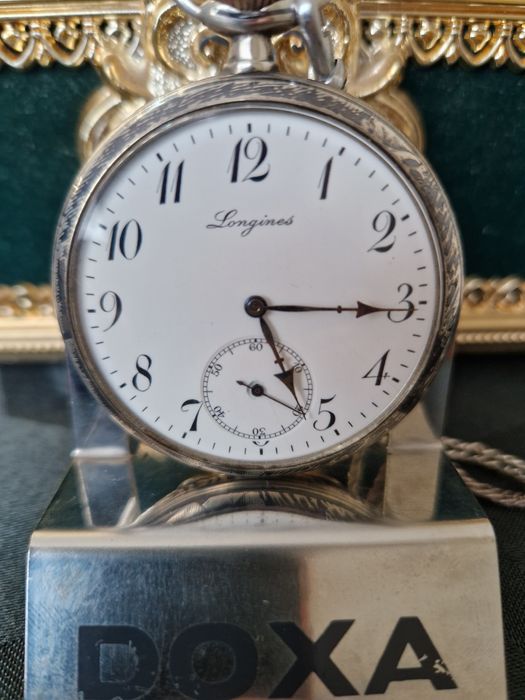 Прекрасен антикварен колекционерски швейцарски джобен часовник Longine