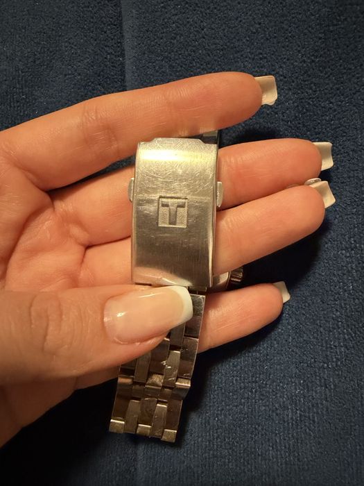 Часовник Tissot