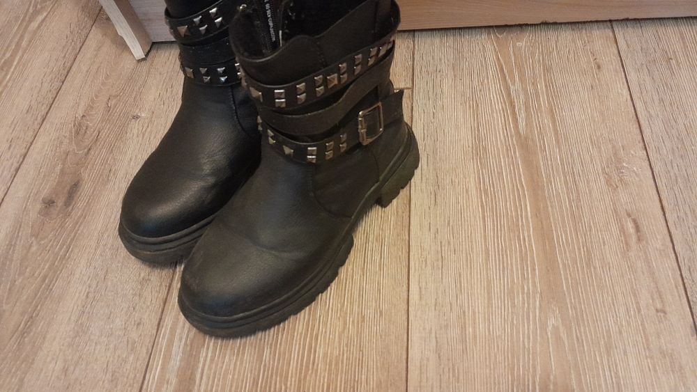 Продам  сапоги  осень