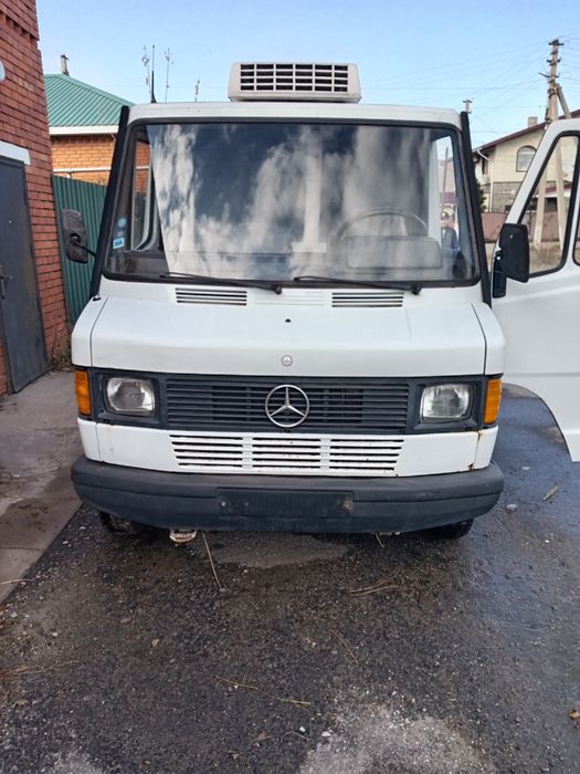 Хороший Мерен с термобудкой.