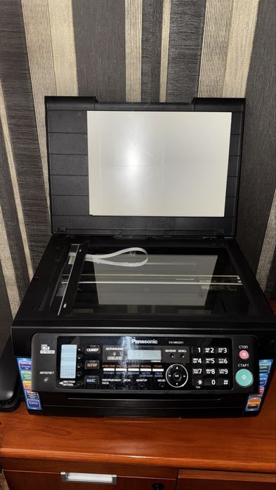 Продаётся многофункциональное устройство Panasonic KX-MB2051.