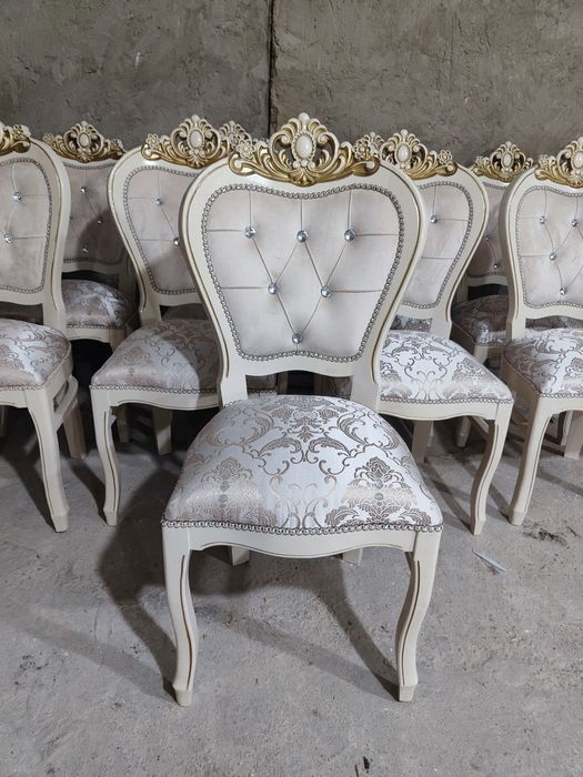 Стол стулья. Новый  цех.