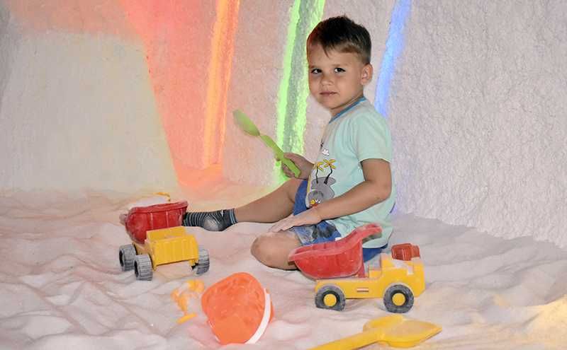 Tuzlixona. (соляная пещера)