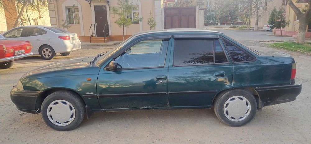 Нексия 1 сонс сотилади