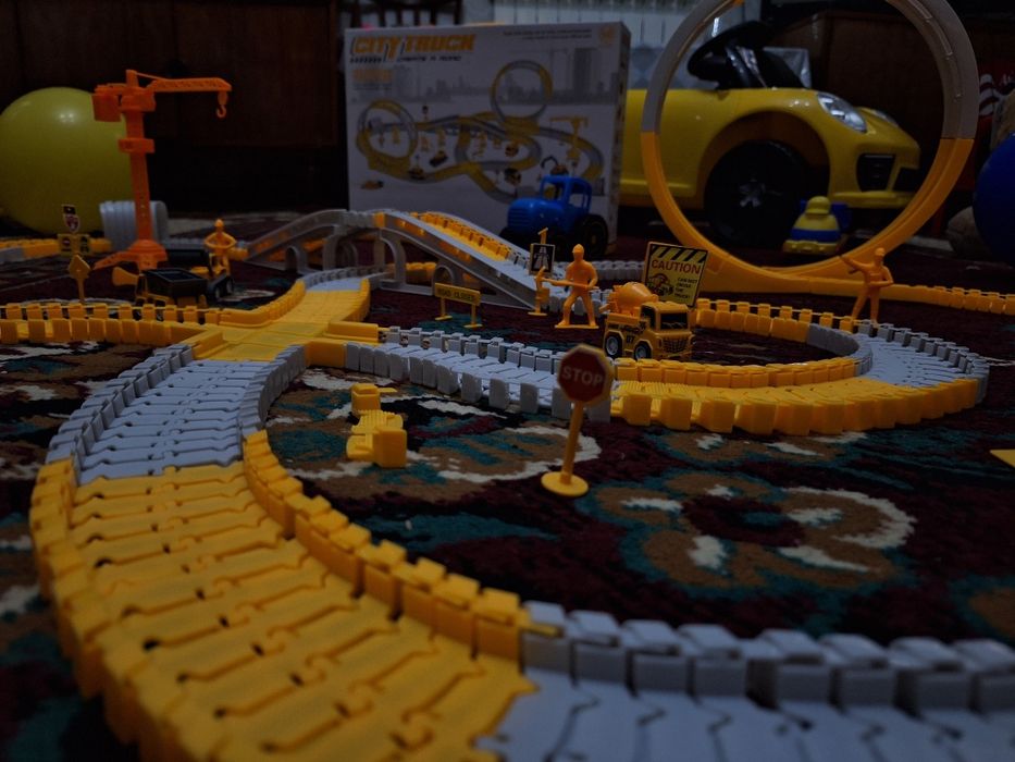 Трасса конструктор подарок для детей 366детей