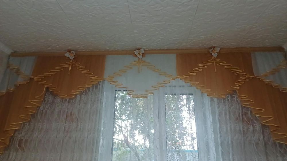 Мебель для дома, шторы.