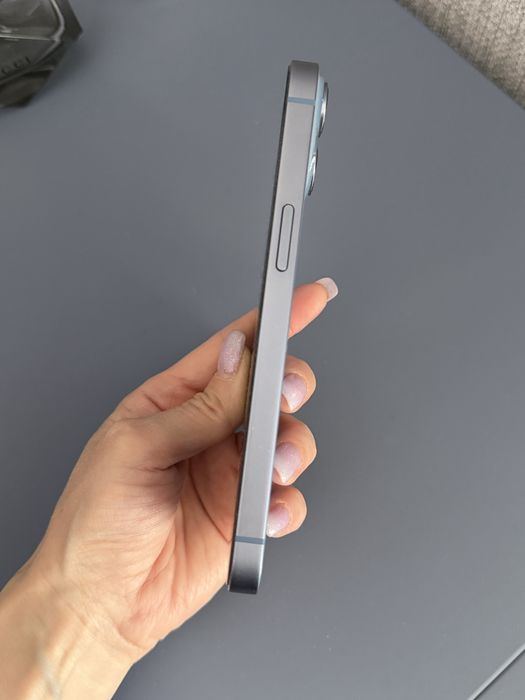 Продам Iphone 14 256ГБ