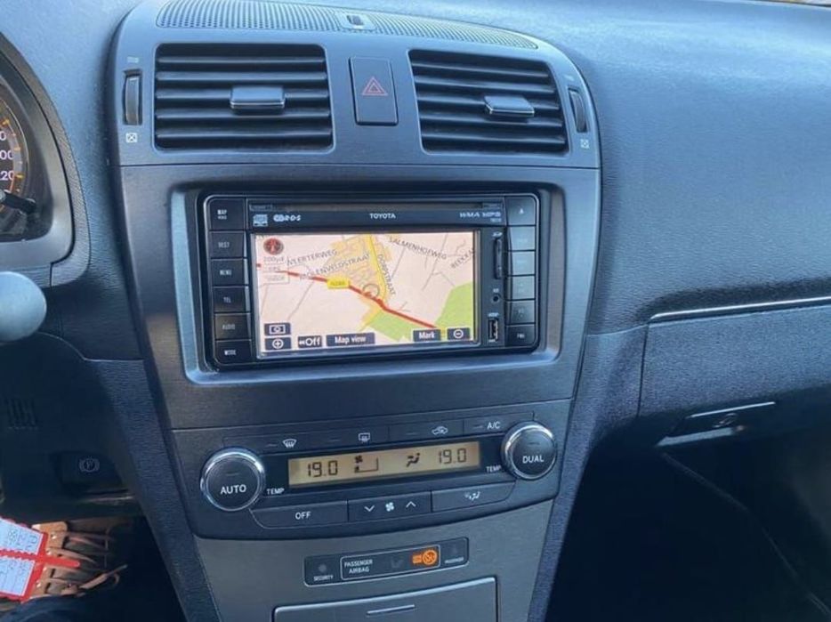 Oferta ! TOYOTA Avensis  2009