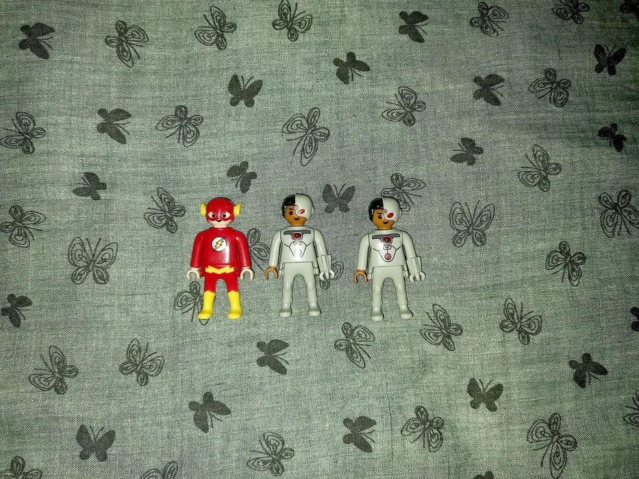 Фигурки Kinder DC Playmobil