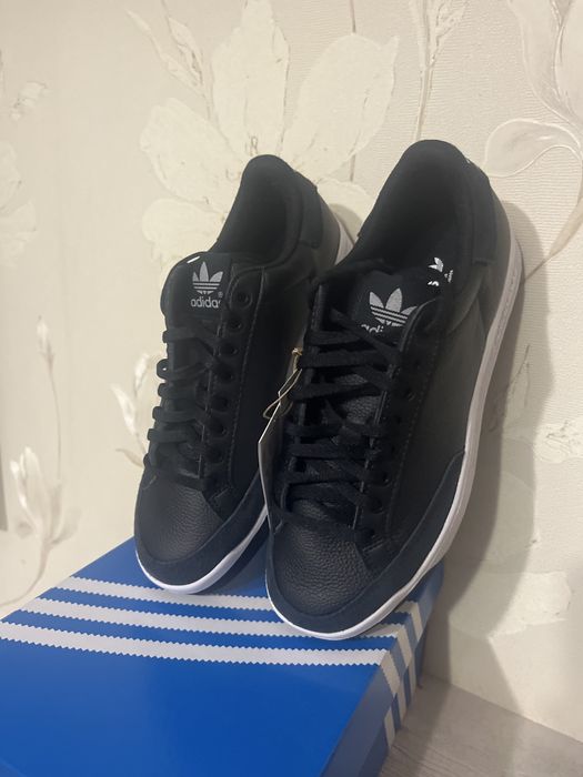 Rod Laver  Adidas Originals