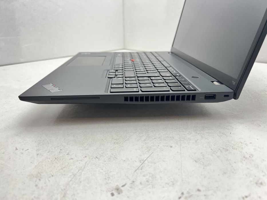 Реновиран лаптоп Lenovo ThinkPad T16 G2 16" FHD+ i5-1345U 32GB 510GB/ клас А