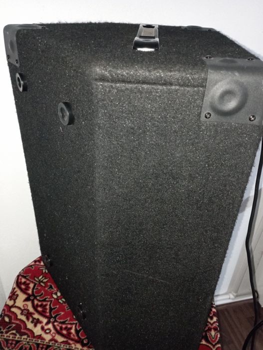 Vînd boxă activă, monitor de scenă