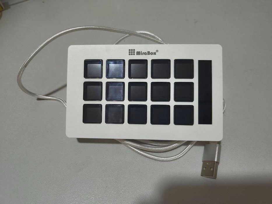 Контроллер для стриминга MiraBox Stream Dock