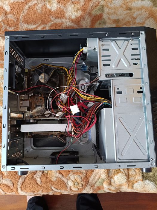 Компьютерный корпус Crown