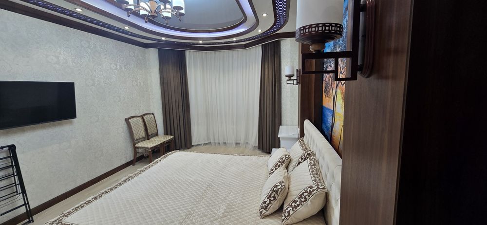 Сдаётся 3-х комнатная квартира в Яккасарайском районе. 8 ротдом