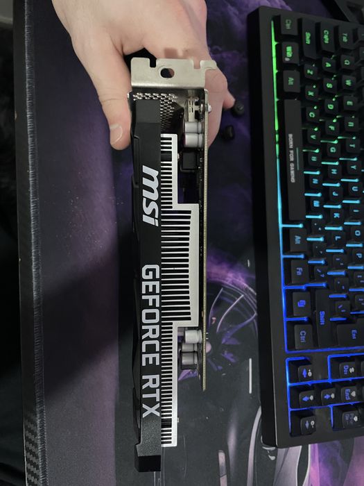 Vand RTX 3050 OC 6gb Vram