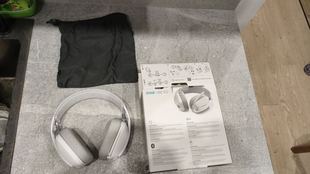 Новые наушники Logitech zone vibe 100