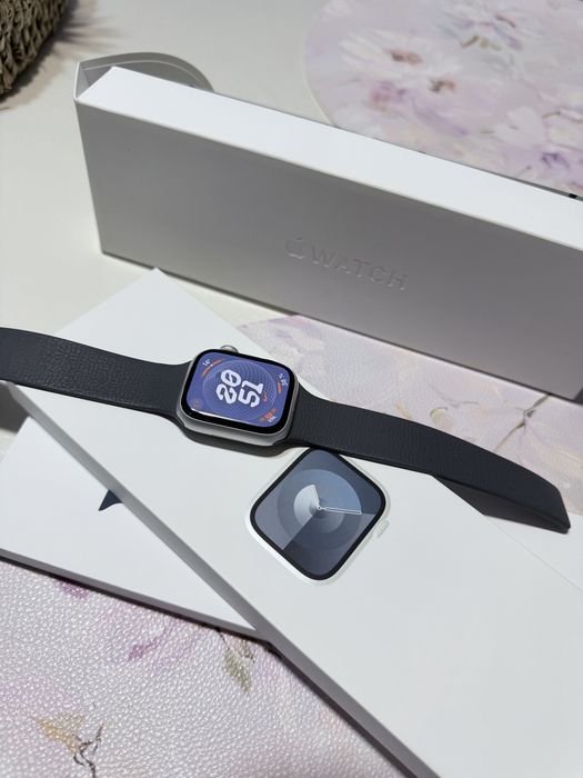 Apple Watch Series 9 ,41 mm, full box