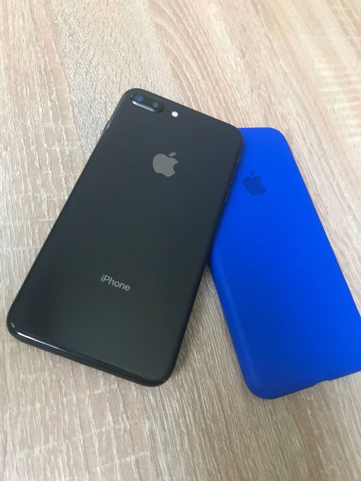 Iphone 8 + xotira 64 100 yomks usleni aybi orqa kamera ishlami qogan
