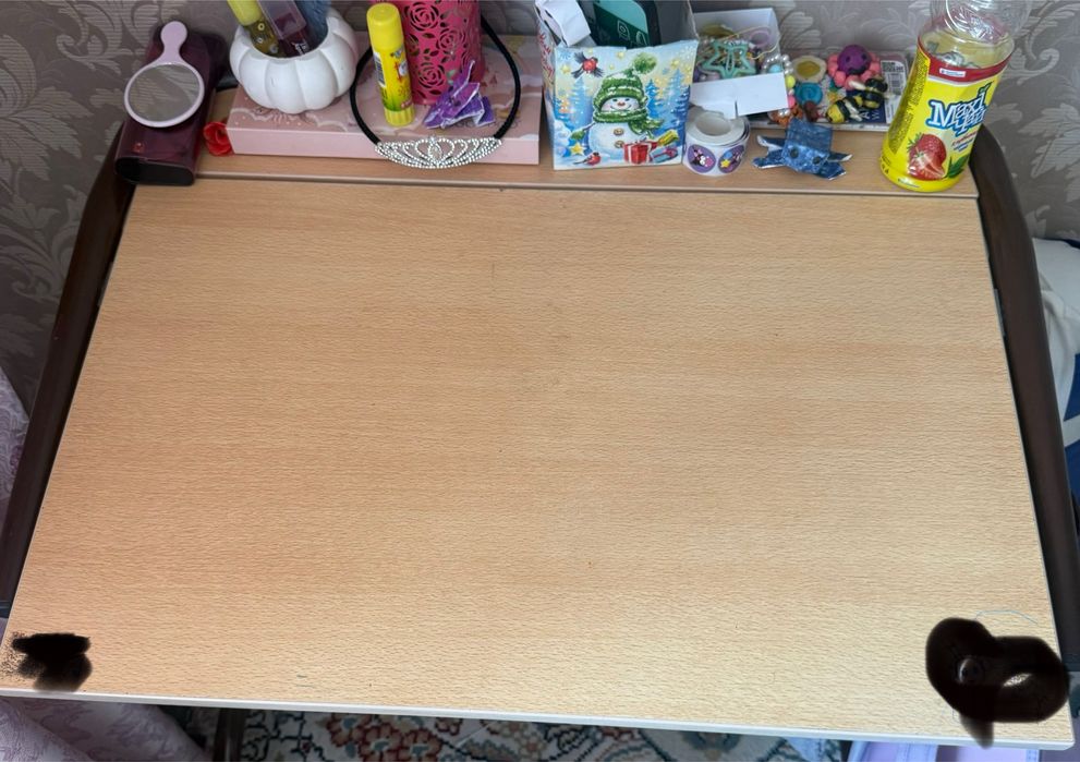 Парта  орындығымен / Парта со столом