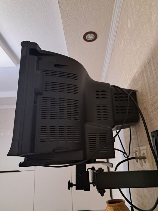 Телевизор LG б/у