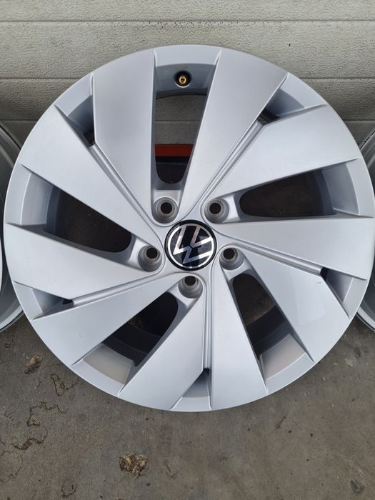 Оригинални джанти за ФОЛСВАГЕН VW SEAT SKODA R17 5x112 ET46 6.5J