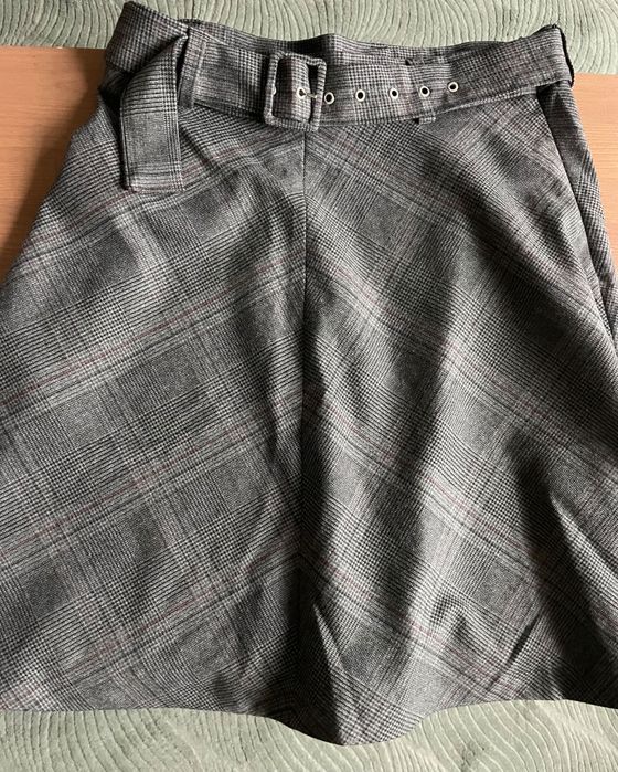 Сива дамска пола;