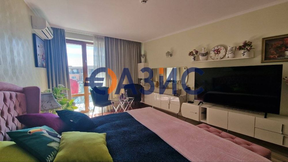 Продава се Двустаен апартамент в Свети Влас - 88 кв.м за 1043 €/кв.м - Снимка #13
