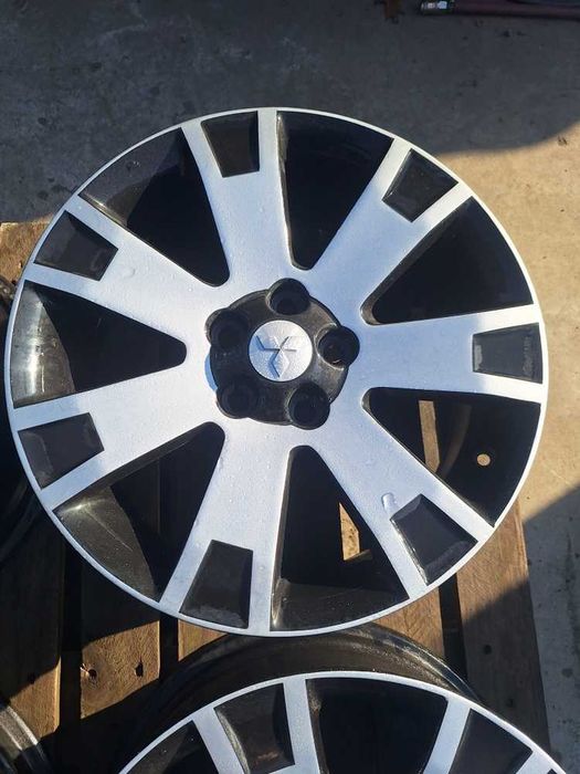 Jante Mitsubishi Outlander 7.0x18 et 38 5x114,3 Originale Bicolor