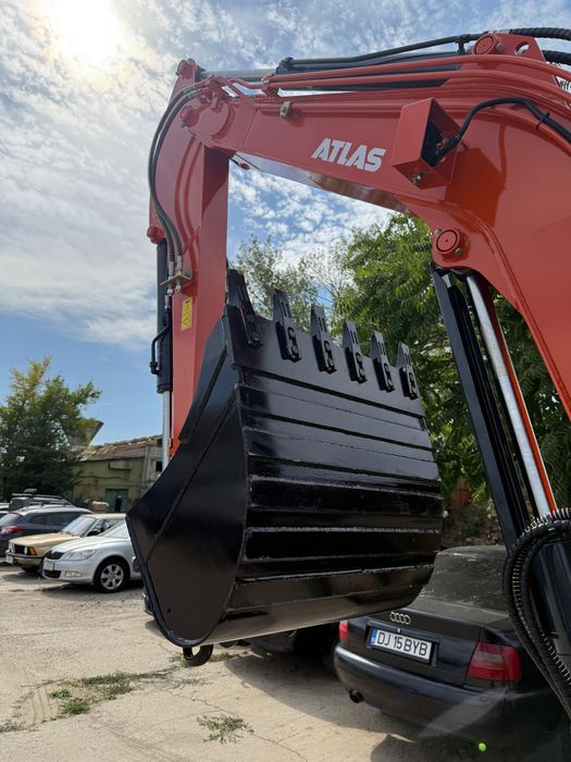 Prestări servicii miniexcavator