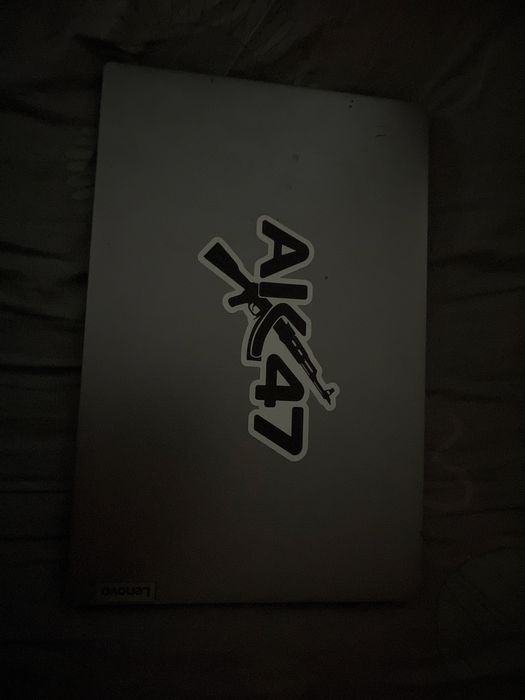 Ноутбук Lenovo в среднем состаяние жоски диск 1 тб