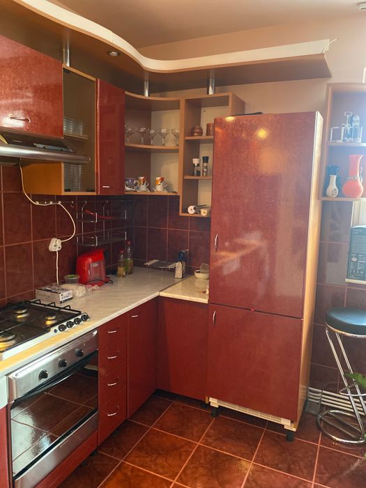 Vand mobila bucatarie!