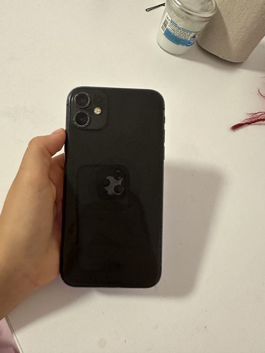 iphone 11,foarte functional ,mai multe detalii in privat