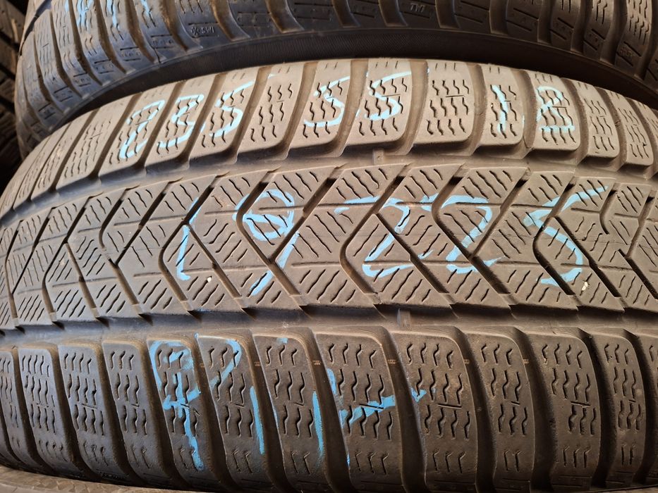 4 anvelope 235/55 R18 Pirelli