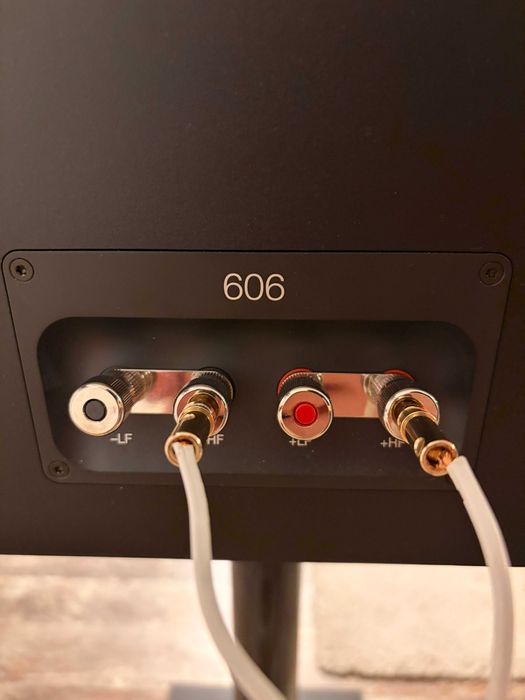 Boxe Bowers & Wilkins 606 S3 impecabile!