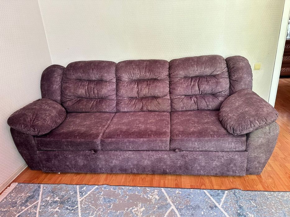Продам диван 150000