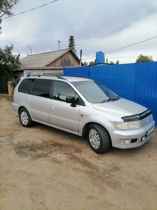 Продам машину Митсубиси шариот