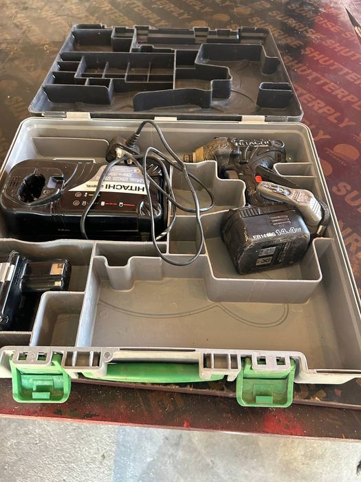 Инпактор инпакт драйвър Хитачи HITACHI HI KOKI японски литиева батерия