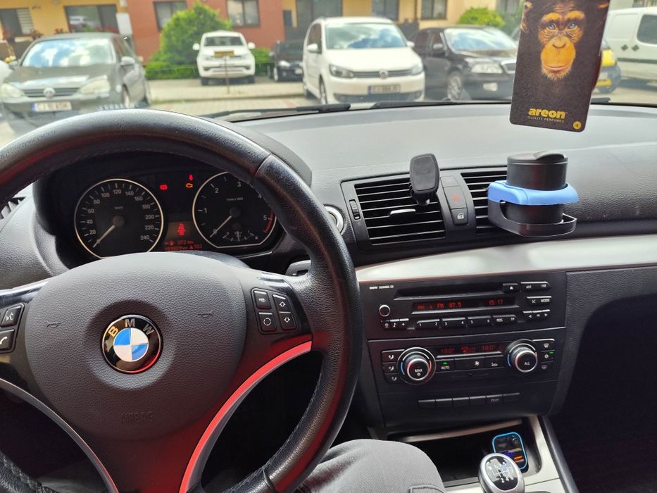 Vând sau schimb BMW seria 1 e87, 2.0 TDI 143 CP, 191.000 KM reali