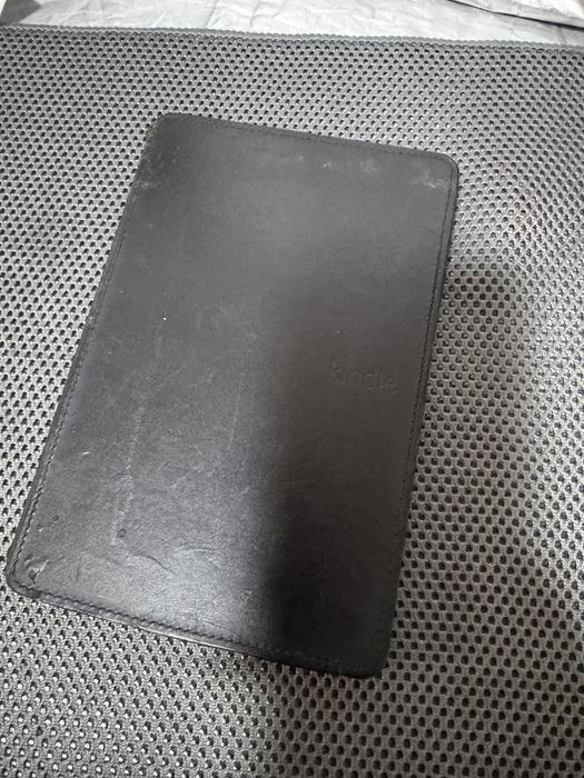 Kindle Amazon D01100,