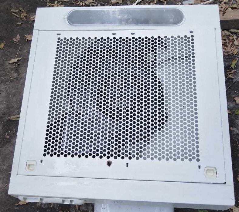 Вытяжка продам Indesit