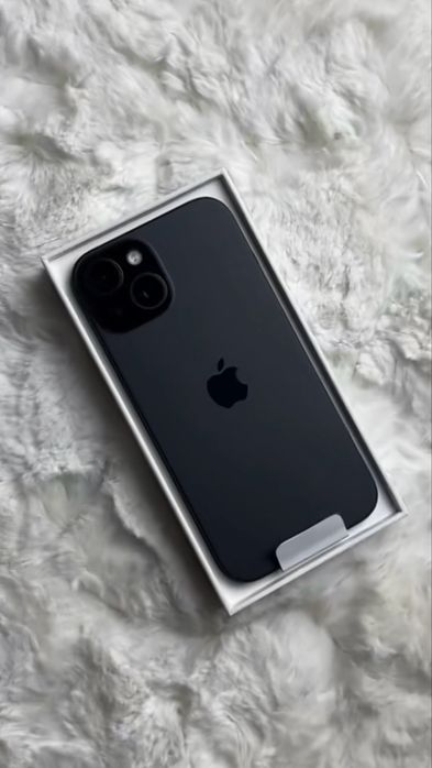 iPhone 15.      .