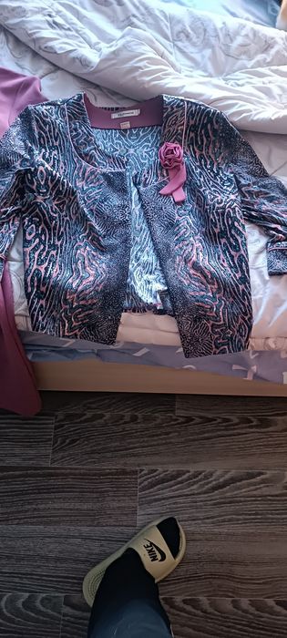 Продам платье почти новое