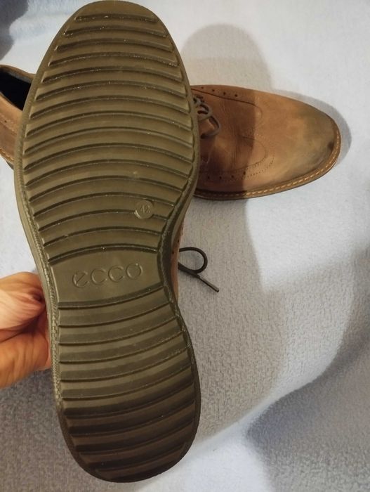 Обувки Ecco , Clarks, Massimo dutti номер 42.