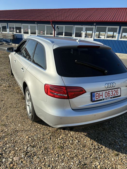 AUDI A4 Avant 2012 — imagine 4