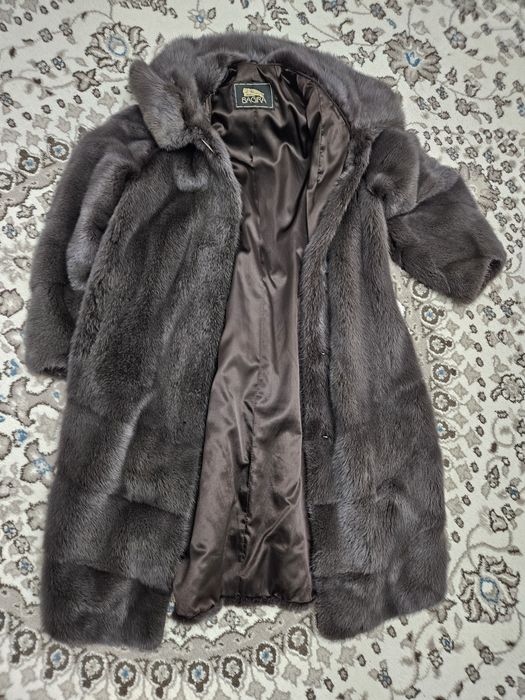 Продам норковую шубу