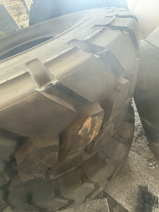 Гуми за фадрома Bridgestone 26.5R25 чисто нови