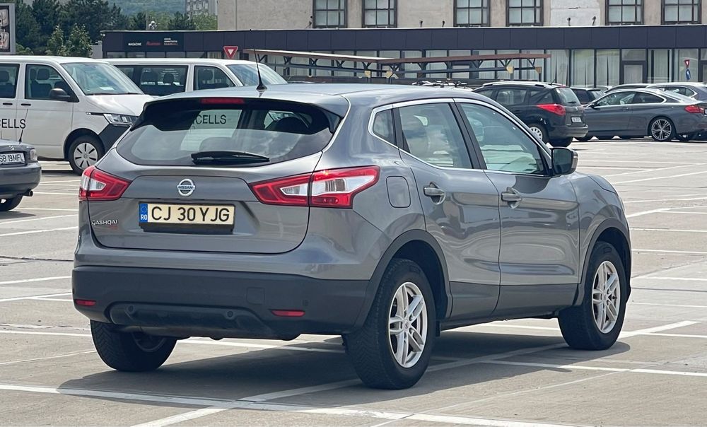 Nissan Qashqai - 2016 - 1.2 benzina - manuala - 115 cp - euro 6 - 142000 km - inmatriculata