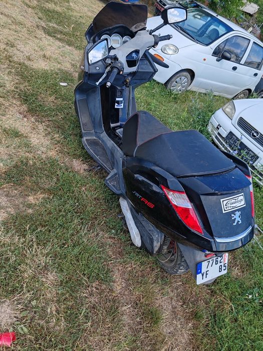 Vand scuter peugeot de 125cc