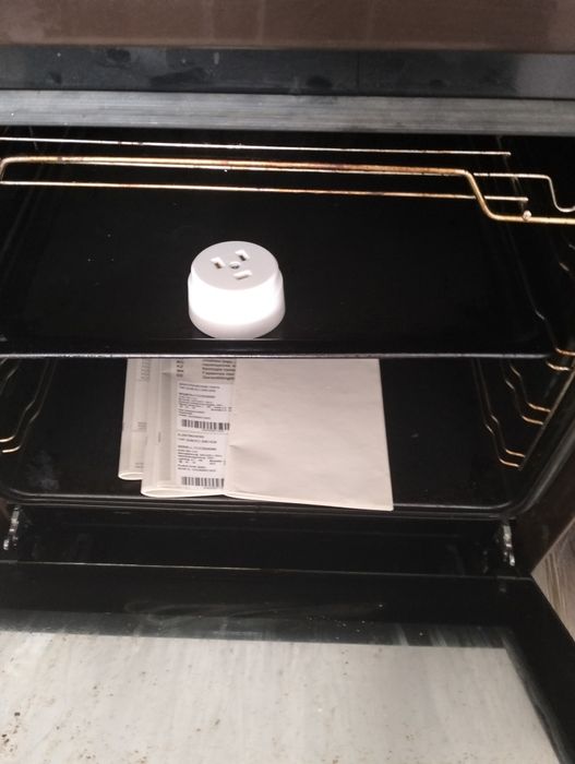 Продам электроплиту Ханса